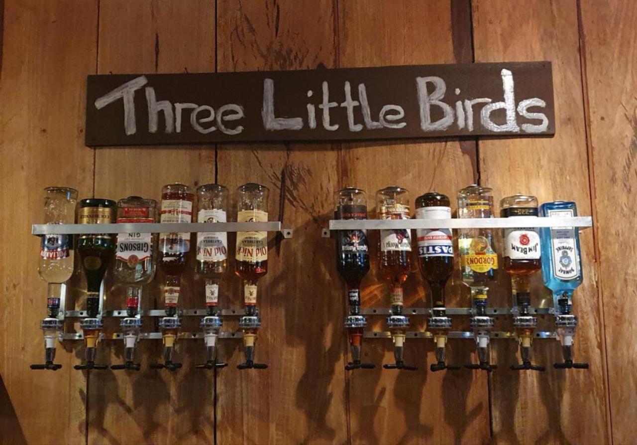 暹粒 Three Little Birds酒店 外观 照片